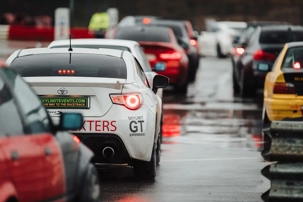 Gift Voucher: Circuit Experience with own car 